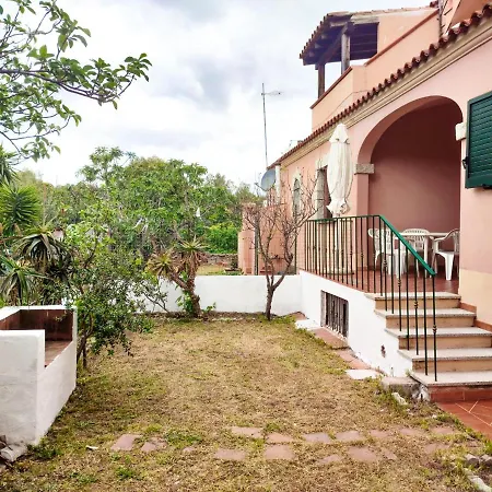 La Padula *
